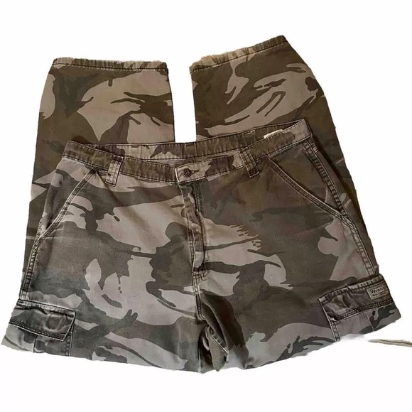 Wrangler Camo Denim Jeans 70LEWST Tag 38x30 Actual 38x28 Hiking Hunting Camp - Picture 2 of 15